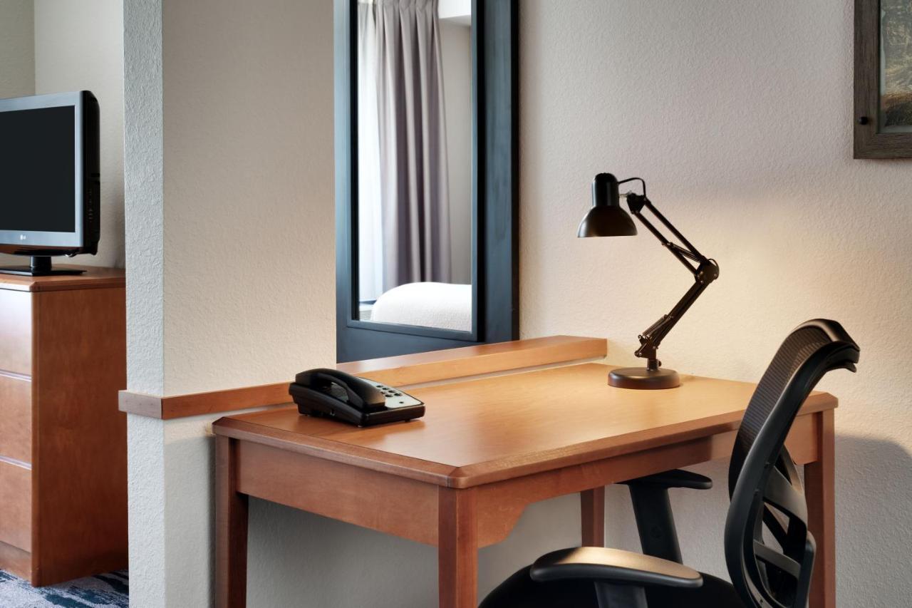 Fairfield Inn & Suites By Marriott Tallahassee Central Экстерьер фото
